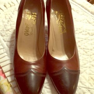 Ferragamo mid heel, 8AAAA, brown and black